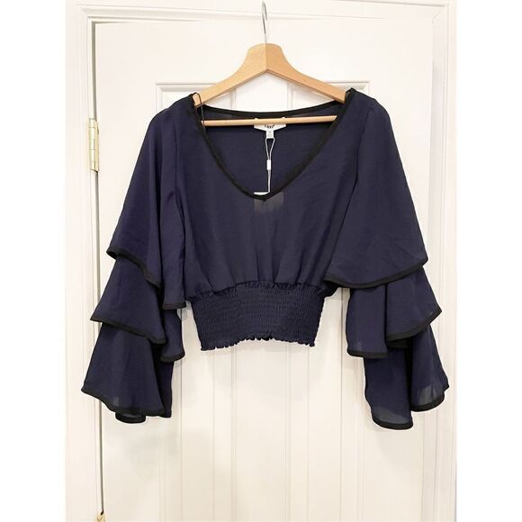 NWT Likely Sloane Top Navy Blue Size XS Tiered Sleeve Cropped - Picture 4 of 7